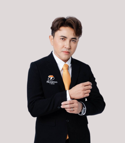 คุณปฏิพล เป็๋นธรรม